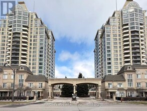 Building Photo - 2 Rean Dr