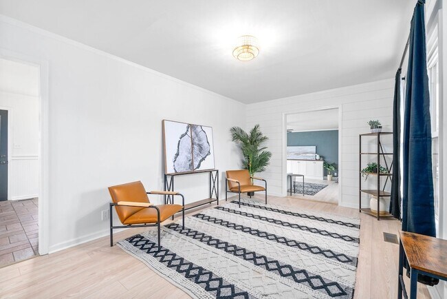 Foto del edificio - 803 Merritt Lewis Ln