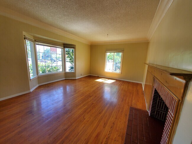 Foto del edificio - 2442 W 18th St