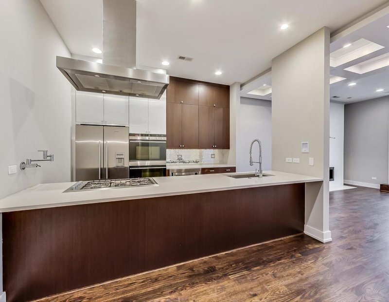 Foto principal - 1864 N Damen Ave