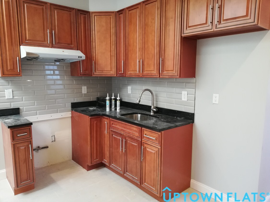 Primary Photo - 65 O Brien Pl