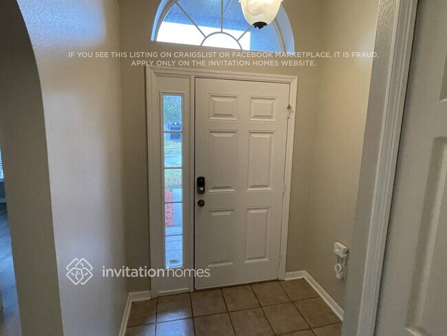 Building Photo - 120 Crown Colony Way