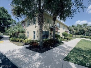 Building Photo - 9101 Gervais Cir