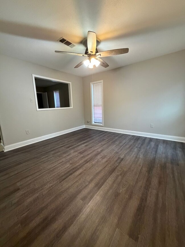 Building Photo - 62 Honey Bear Cove