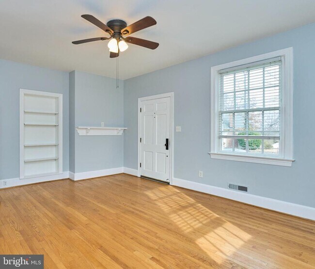 Foto del edificio - 304 N Highland St