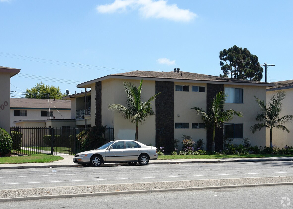 Primary Photo - 2076 Ventura Rd