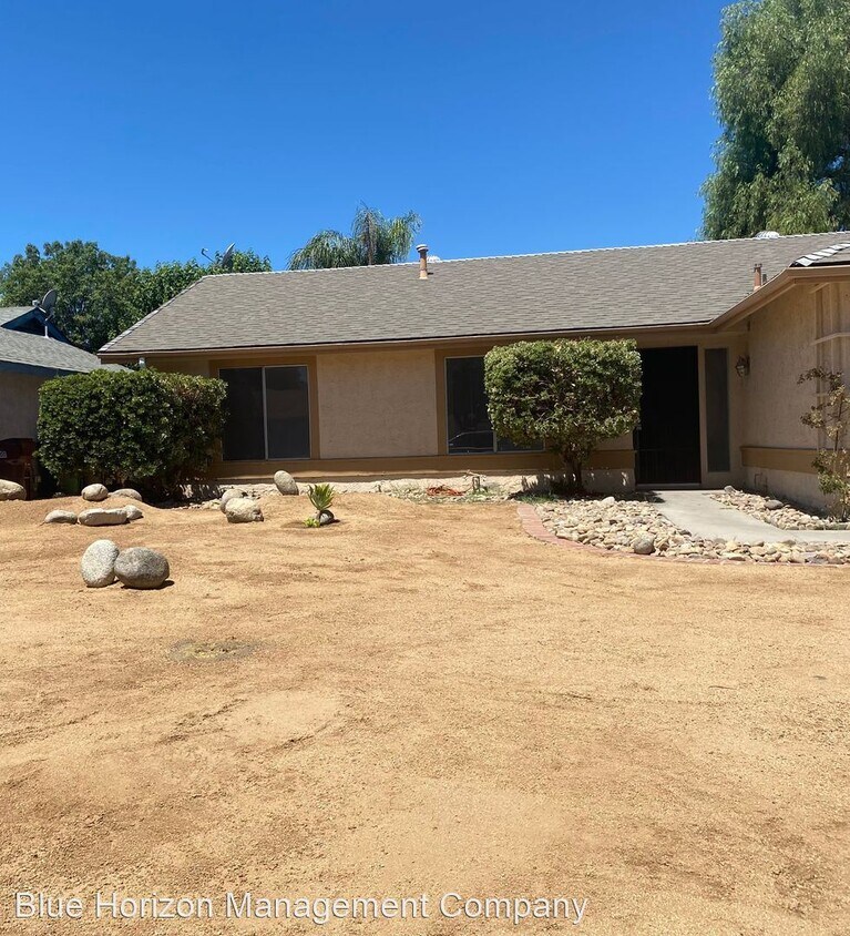 Foto principal - 3 br, 2 bath House - 25555 Marta Court