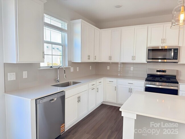 Foto del edificio - 14105 Alley Mae Aly