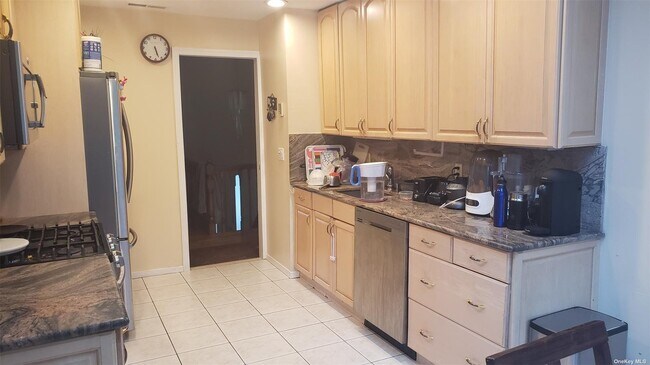 Building Photo - 53 Duncan Dr