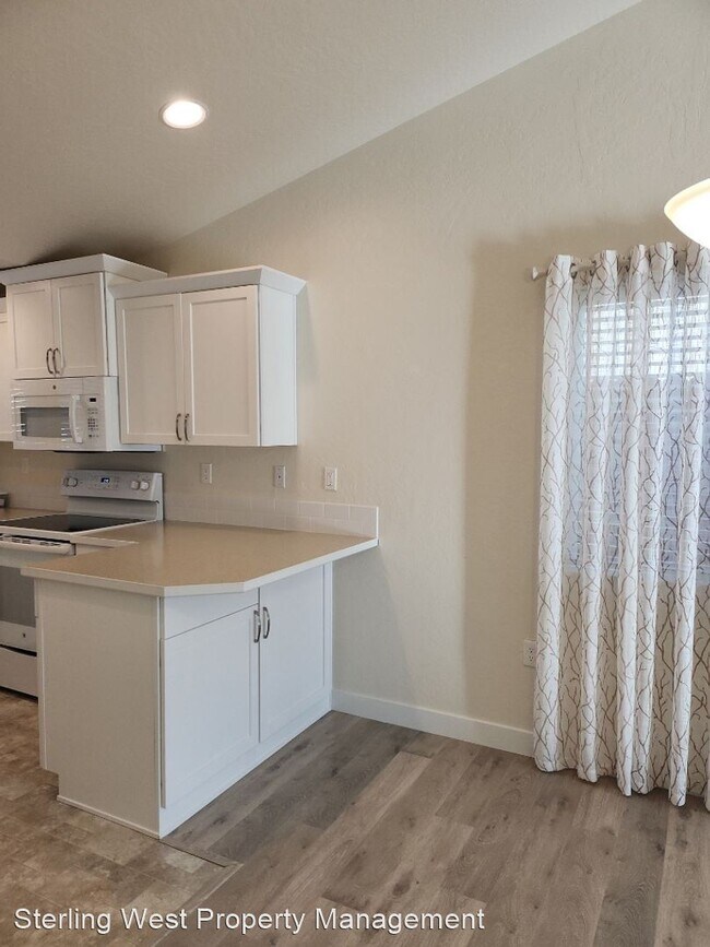 Foto del edificio - 3 br, 2 bath House - 3226 McCloud