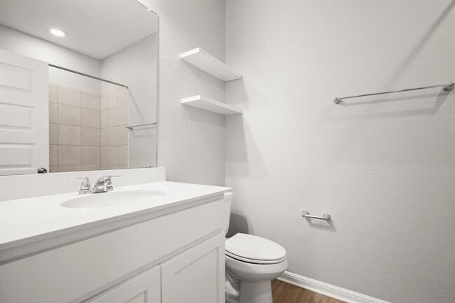 Foto del edificio - 6807 Tiznow Ln