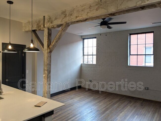 Foto del edificio - 34 1st St NE