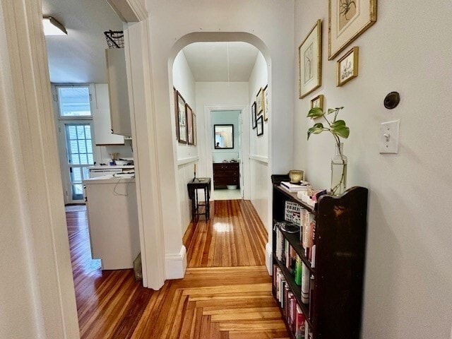 Building Photo - 305 Cabot St