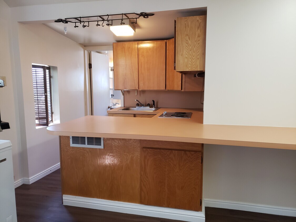 Foto principal - 2256 S Lake St