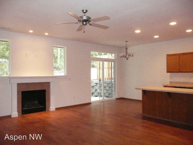 Building Photo - 2 br, 2 bath House - 14020 87th Ave Ct NW