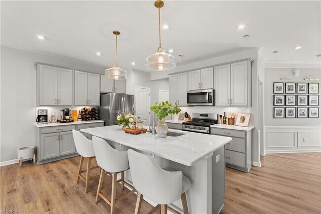 Foto del edificio - 798 N Greenway Dr