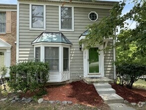 Building Photo - 12744 Wedgedale Ct