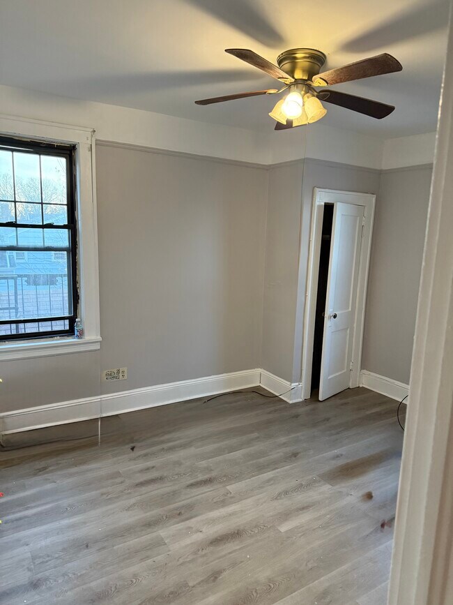 Dormitorio - 100 Van Buskirk Rd