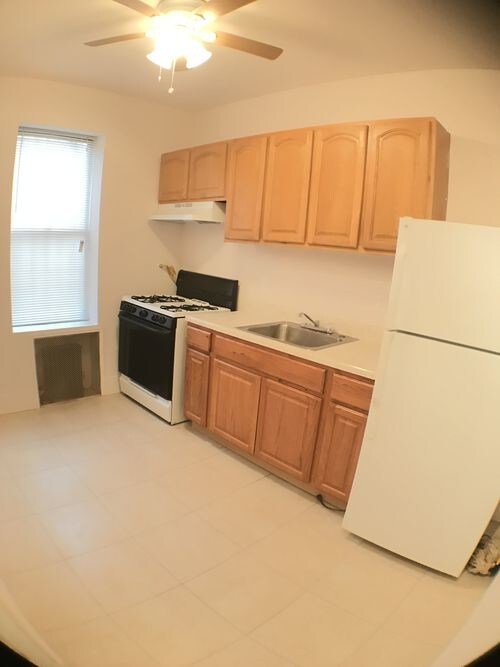 Foto del edificio - 3091 23rd St