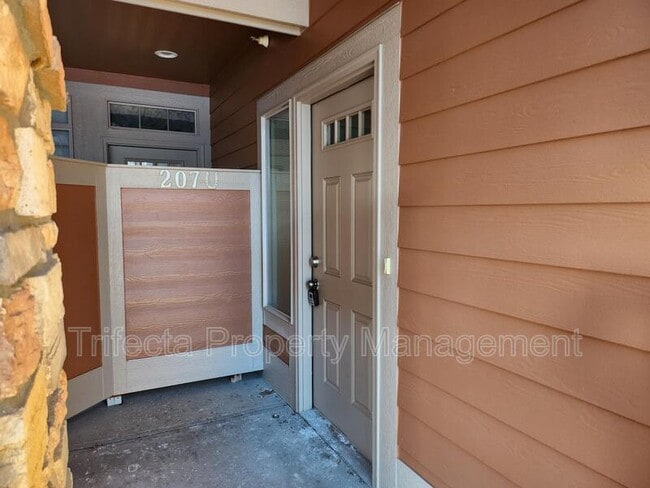 Foto del edificio - 4101 Crittenton Ln