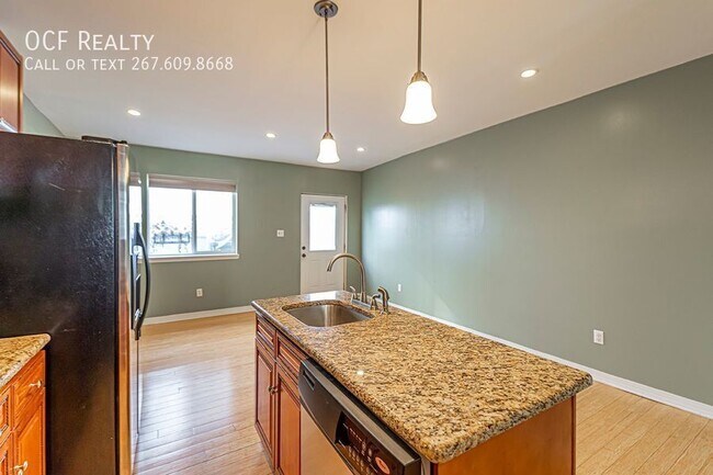 Foto del edificio - 1004 S Chadwick-