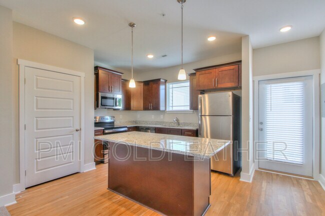 Building Photo - 3012 Coriander Dr