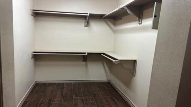 Foto del edificio - 8216 Casa Verde Rd