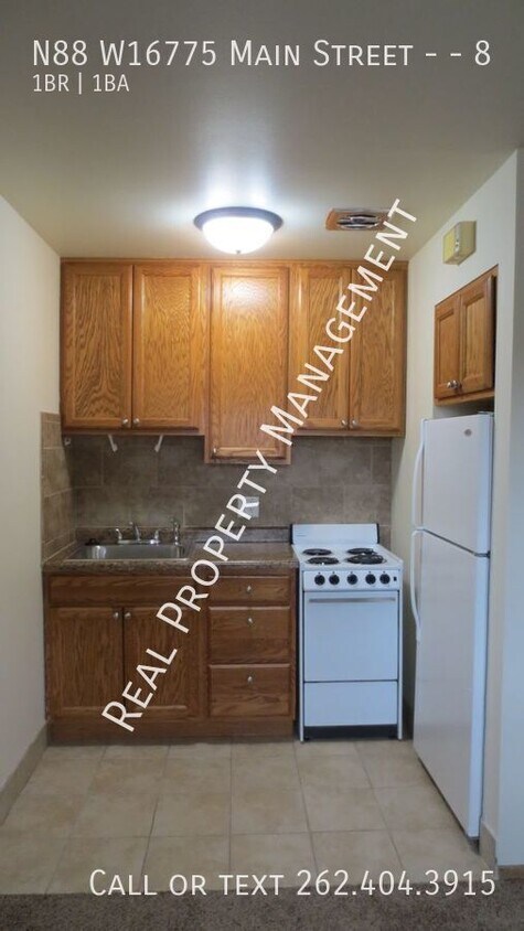Primary Photo - N88W16775-W16775 Main St