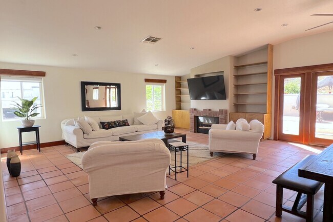 Foto del edificio - 34035 Pacific Coast Hwy