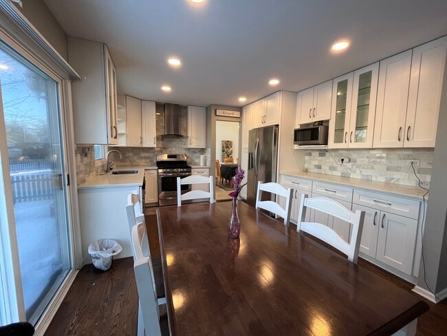 Building Photo - 7681 Mendocino Dr