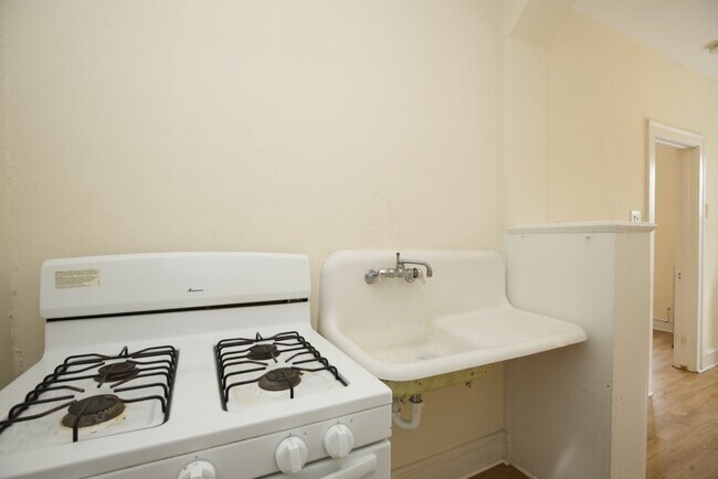 Foto del edificio - 4854 N Damen Ave