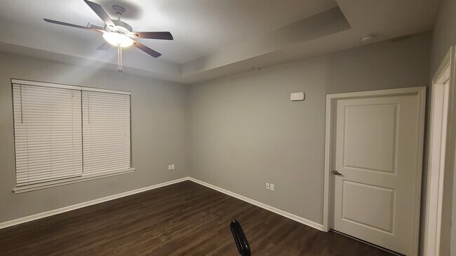 Building Photo - 14540 E Bannister Rd