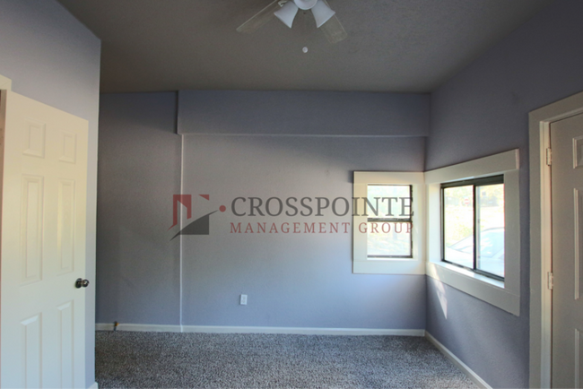 Building Photo - Versatile 2 Bedroom, 2 Bath Duplex-Tour Today!