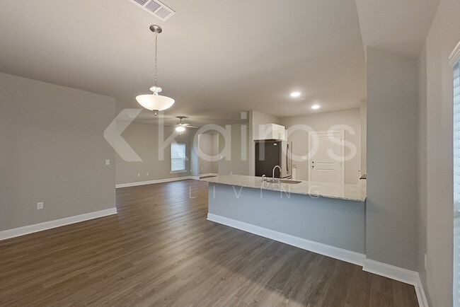 Building Photo - 22832 Monterey Ave