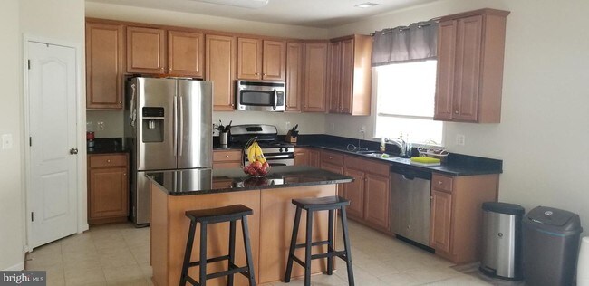 Foto del edificio - 24662 Byrne Meadow Square