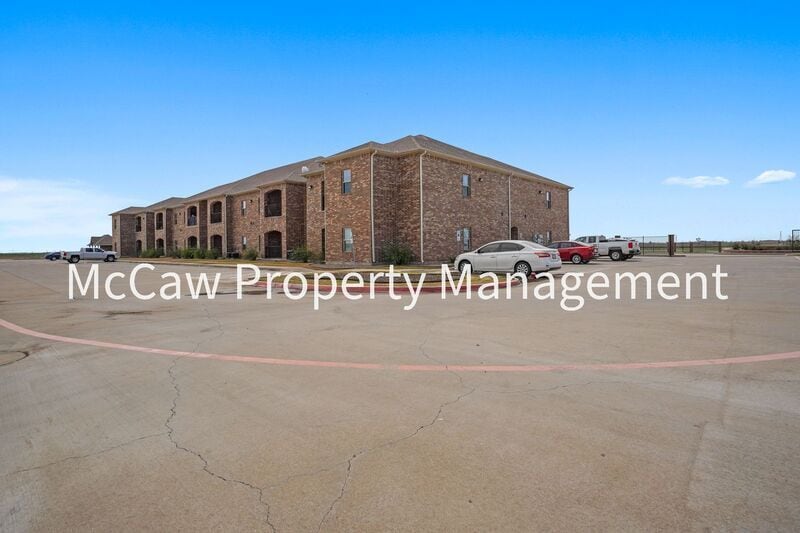 Building Photo - 301 County Rd 207