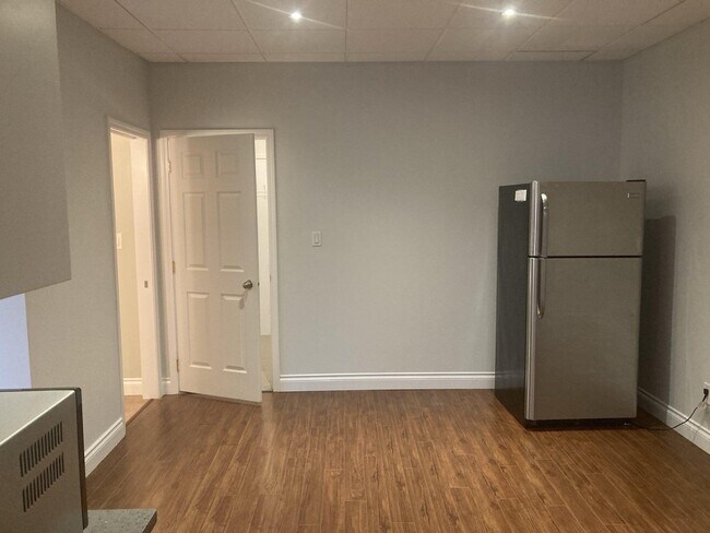 Photo du bâtiment - 13520-1355A 55 A Ave