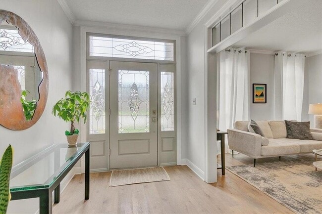 Building Photo - 4820 Ashland Ln