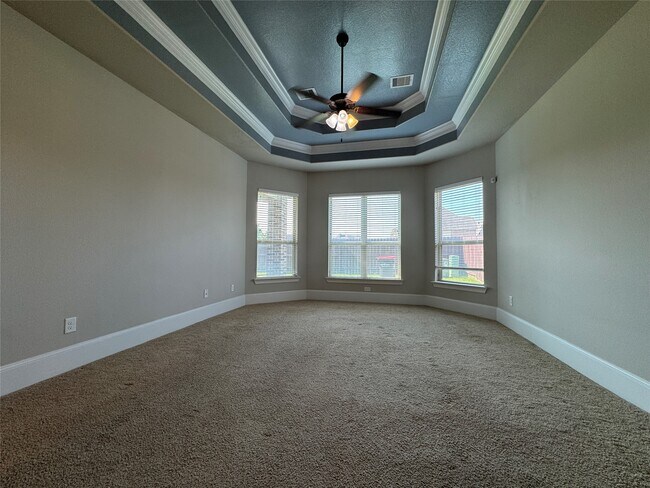 Building Photo - 30154 Southern Sky Dr