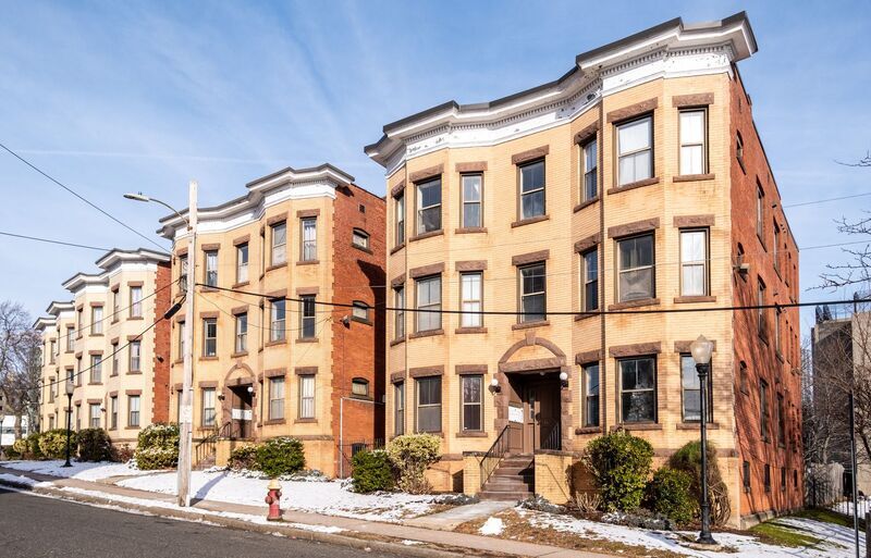 Primary Photo - 14 Essex St
