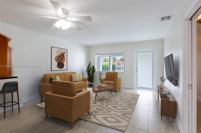 Foto del edificio - 3441 Oak Ave