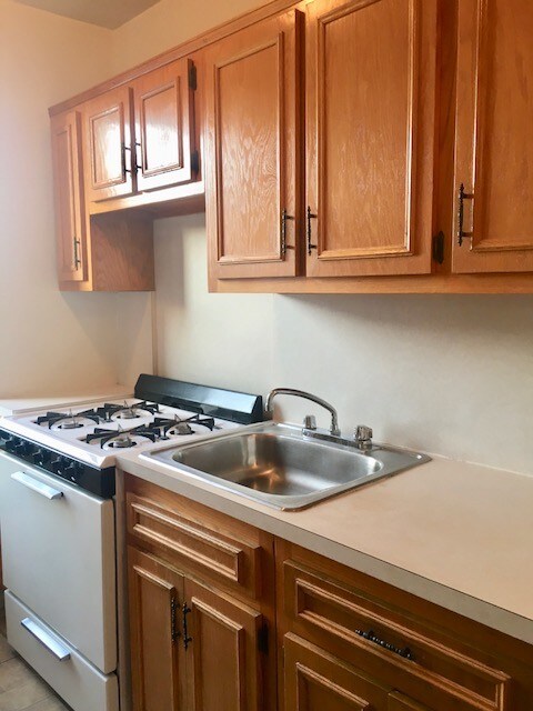 Primary Photo - 580 84th Street