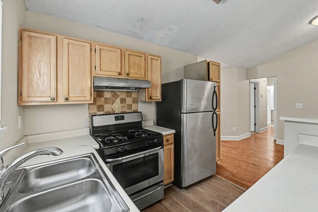Foto del edificio - 3 Bedroom 2 Bathroom House