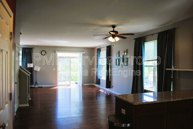 Foto del edificio - 218 Cassidy Ln