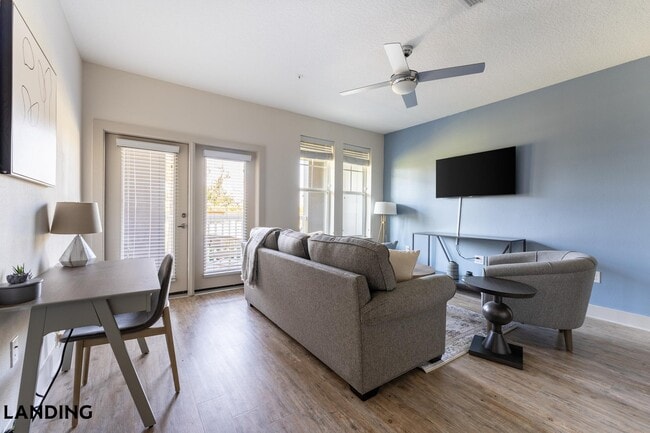 Building Photo - 655 W Marina Cove Dr