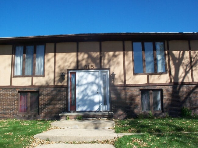 Foto del edificio - 315 S Ridge Dr