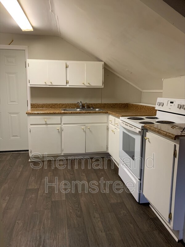 2006 McDowell St Unit A (UPSTAIRS STUIDO APARTMENT), Augusta, GA 30904