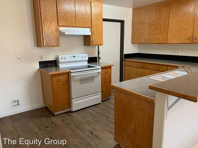 Foto del edificio - 401-457 N Park St