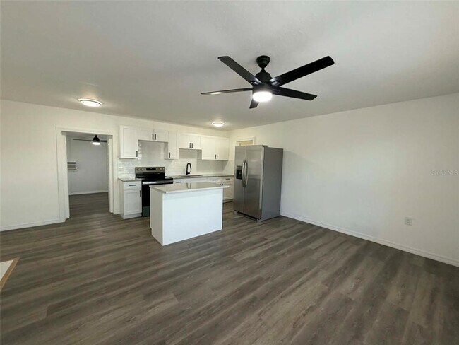 Foto del edificio - 4711 10th Ave S