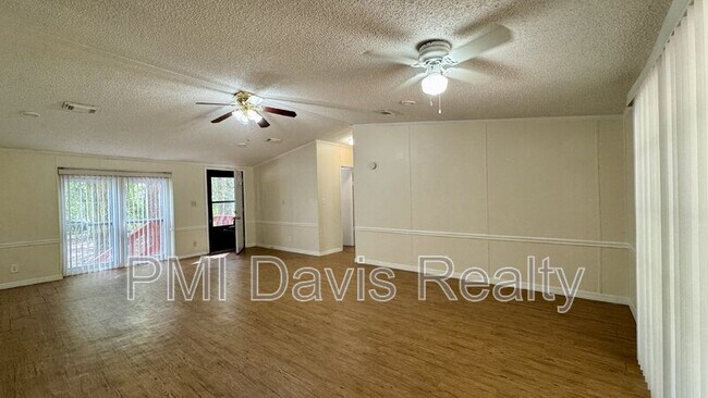 Building Photo - 2646 Mosley Rd